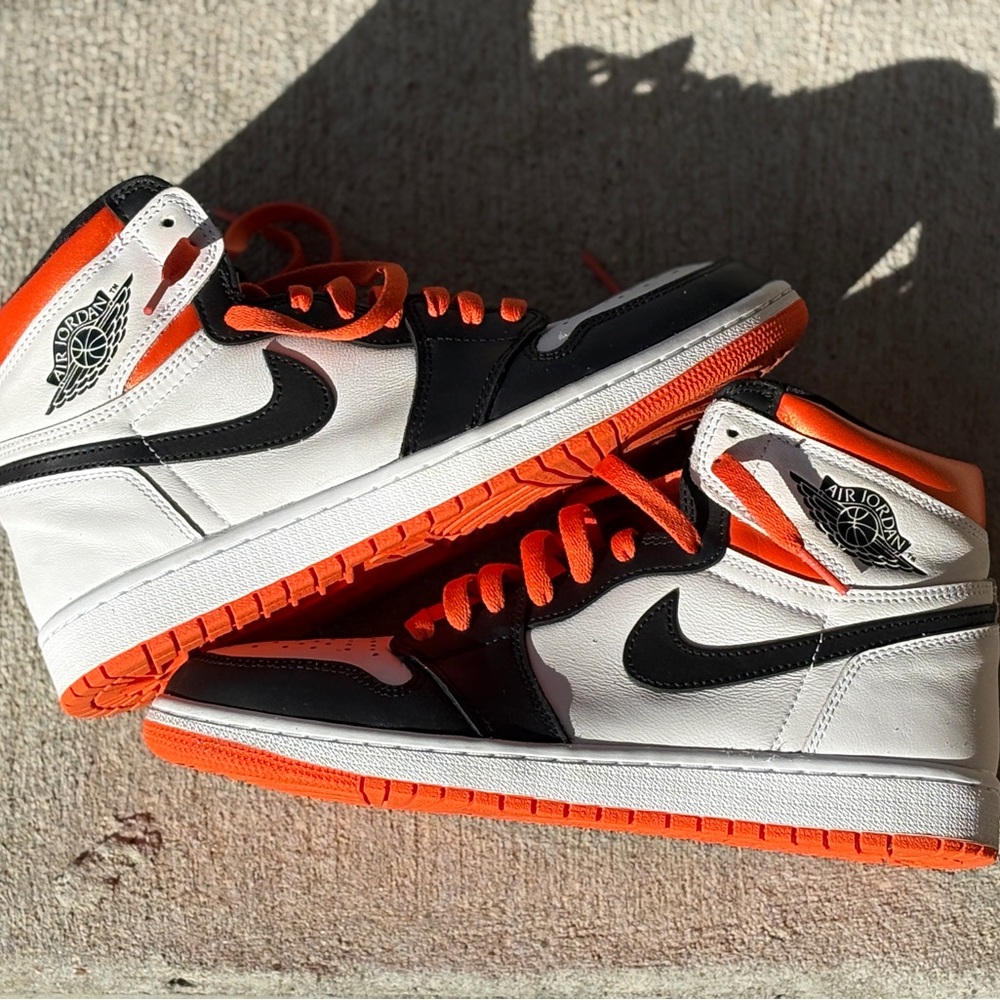 Jordan 1 high  Sneakers Electric orange- Black, White, and Orange men’s size 9